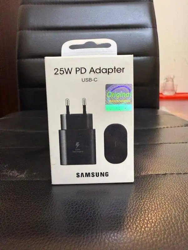 Samsung 25W Super Fast Charger with PD 3.0 technology