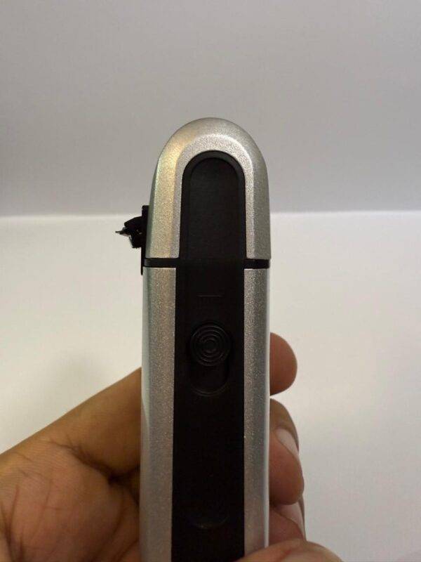 Yandou Rechargeable Shaver shown in protective carrying case.